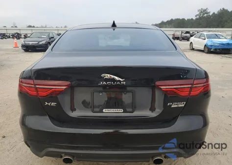 2020 Jaguar Xe S из США, поврежденный, VIN SAJAE4FX7LCP63333